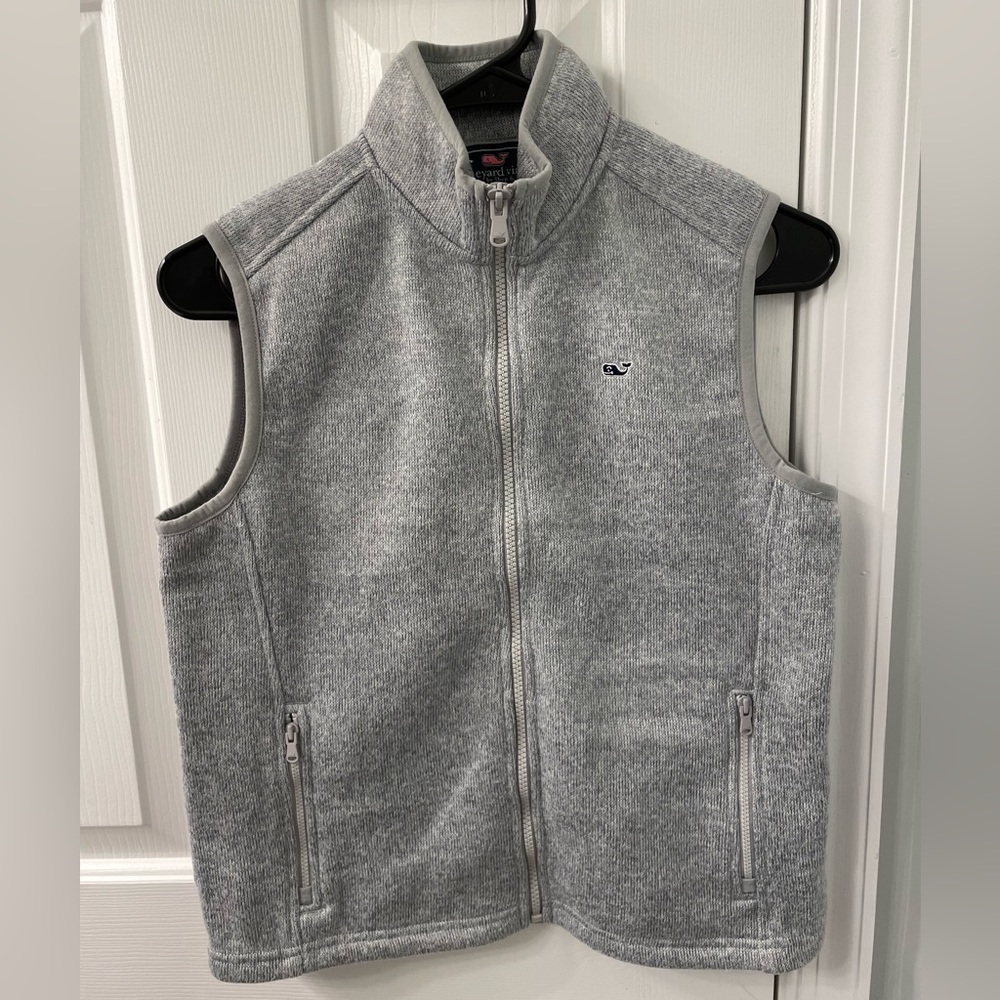 Vineyard Vines gray knit vest boys 12-14
